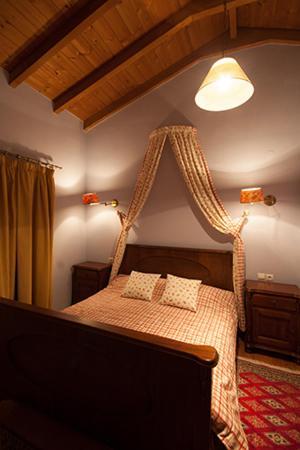 Amadryades Boutique Hotel Alatópetra Szoba fotó